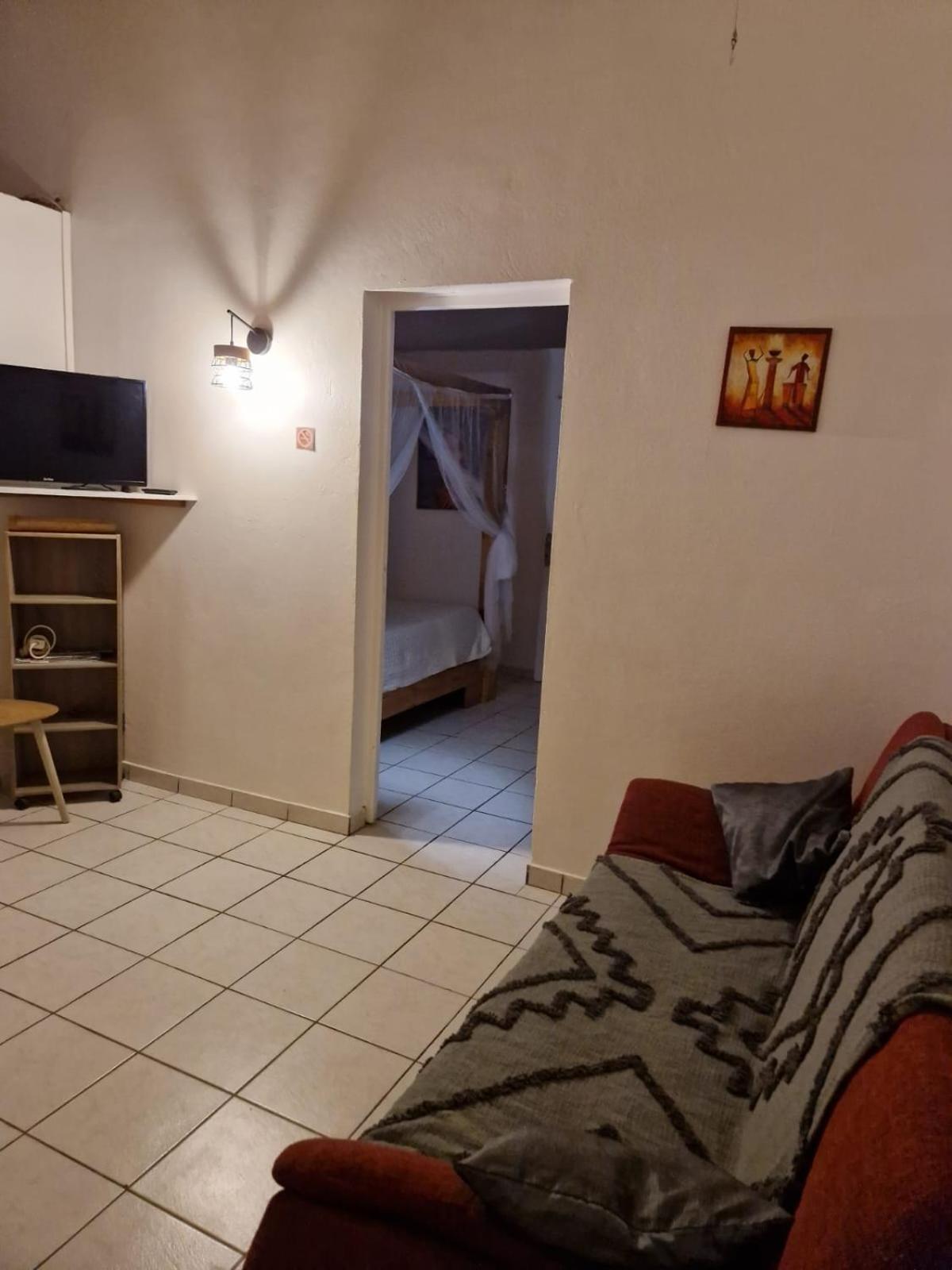 gîtes THO KOBA Saint-Claude Extérieur photo