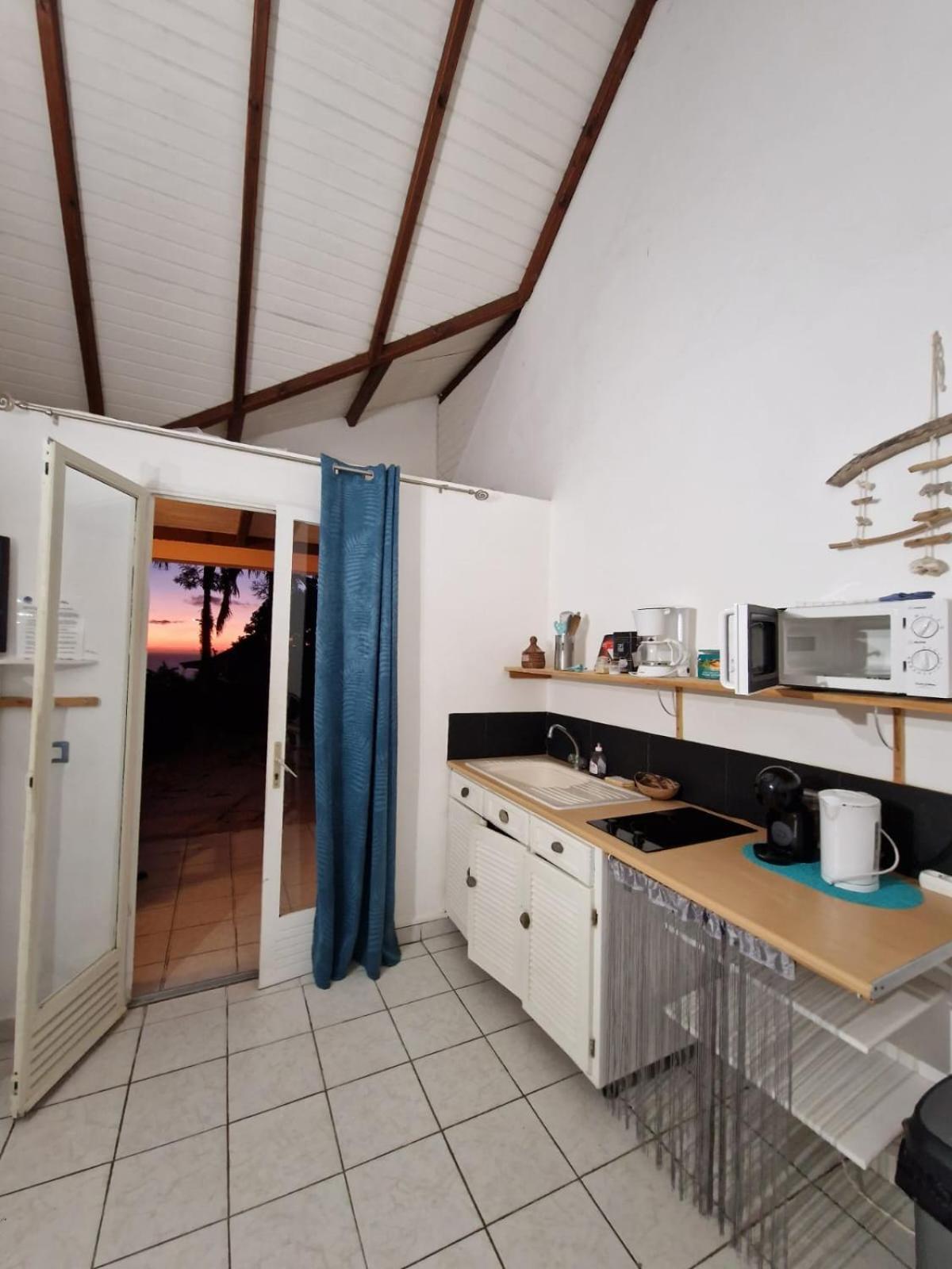 gîtes THO KOBA Saint-Claude Extérieur photo