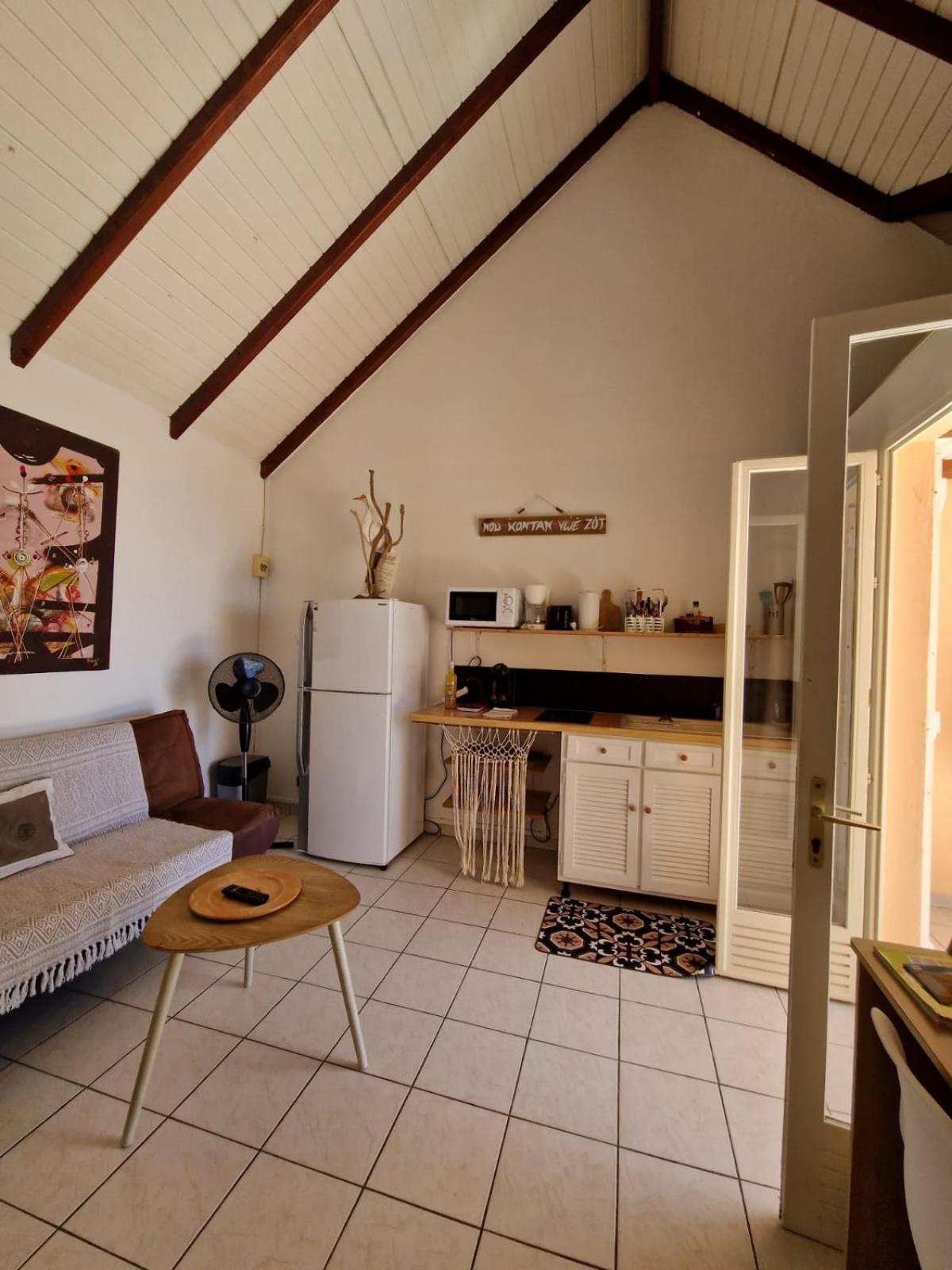 gîtes THO KOBA Saint-Claude Extérieur photo