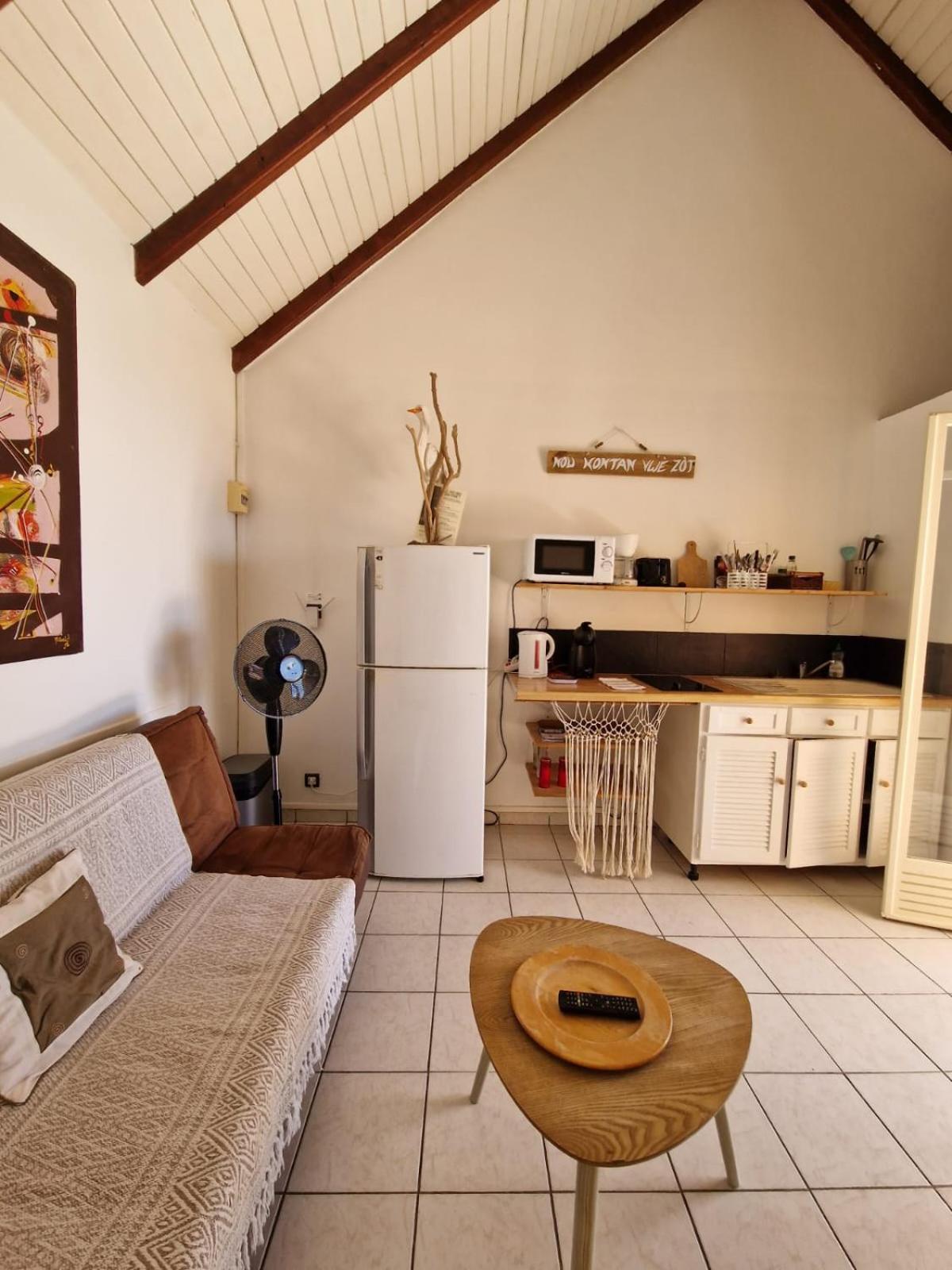 gîtes THO KOBA Saint-Claude Extérieur photo